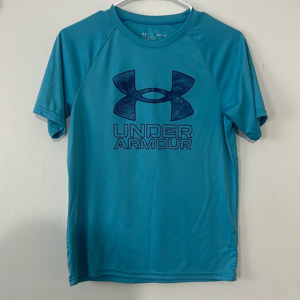 Boys Youth Large Under Armour Tee